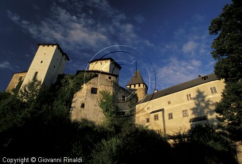 AUSTRIA - BURGENLAND - Castello di Lockenahus - veduta esterna