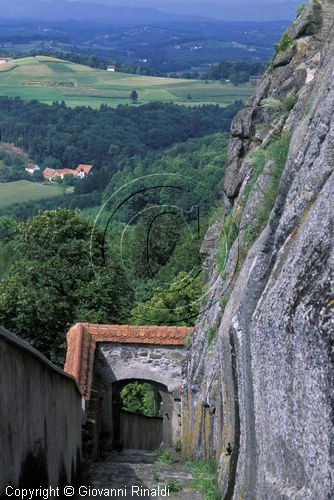 AUSTRIA - BURGENLAND - Riegersburg - Schloss Riegersburg