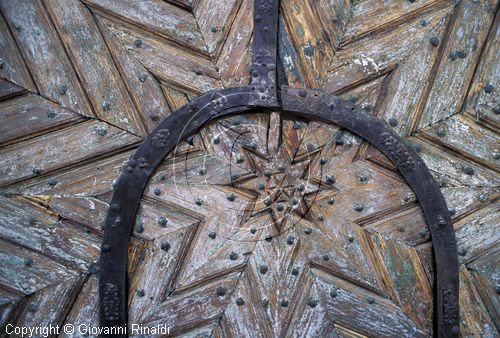 AUSTRIA - BURGENLAND - Rust am Neusiedlersee - particolare di un antico portale sulla Hauptstrasse