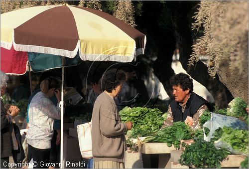 CROATIA - (Croazia) - Vodice - il mercato