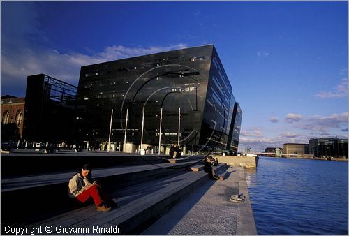 DENMARK - DANIMARCA - COPENHAGEN - The Black Diamond - nuova ala della Royal Library degli architetti Schmidt Hammer e Lassen