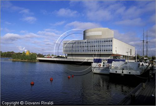 FINLAND - FINLANDIA - OULU - il teatro