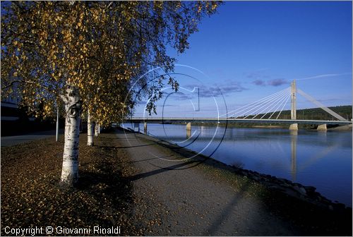 FINLAND - FINLANDIA - ROVANIEMI - ponte sul fiume Ounasjoki