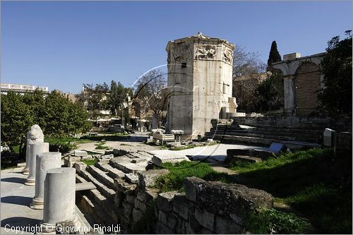 GREECE - ATENE - ATHENS - Agor Romana - the Roman Agora - la torre dei venti (Aerides) - racchiude l'orologio idraulico di Kyrrhestos (I secolo a.C.)