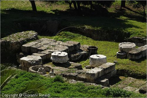 GREECE - ATENE - ATHENS - Olympieion - zona del tempio di Apollo Delphinios