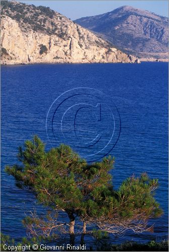 GREECE - CHIOS ISLAND (GRECIA - ISOLA DI CHIOS) - la costa occidentale tra Elinda e Methoi