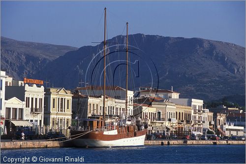 GREECE - CHIOS ISLAND (GRECIA - ISOLA DI CHIOS) - veduta della citt di Chios dal mare