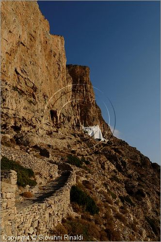 GRECIA - GREECE - Isole Cicladi - Amorgos - costa orientale - monastero Moni Hozoviotissis