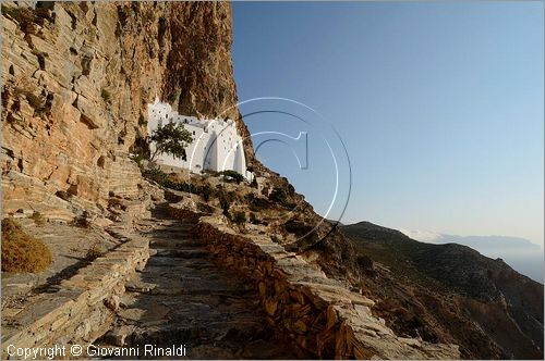 GRECIA - GREECE - Isole Cicladi - Amorgos - costa orientale - monastero Moni Hozoviotissis