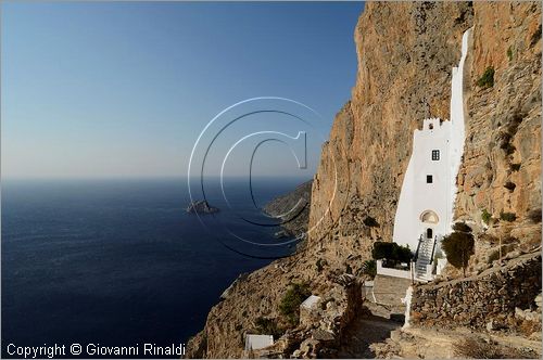 GRECIA - GREECE - Isole Cicladi - Amorgos - costa orientale - monastero Moni Hozoviotissis