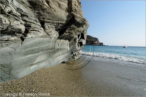 GRECIA - GREECE - Isole Cicladi - Folegandros - costa sud ovest - Vathy Bay