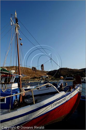 GRECIA - GREECE - Isole Cicladi - Ios - Ormos (porto)