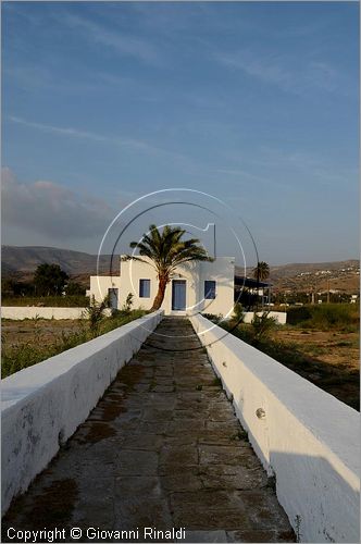 GRECIA - GREECE - Isole Cicladi - Ios -  Ormos - la spiaggia adiacente al porto