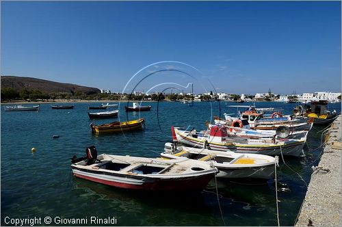 GRECIA - GREECE - Isole Cicladi - Milos - Pollonia (Apollonia)