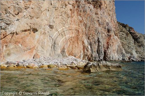 GRECIA - GREECE - Isole Cicladi - Polyeghos - costa sud