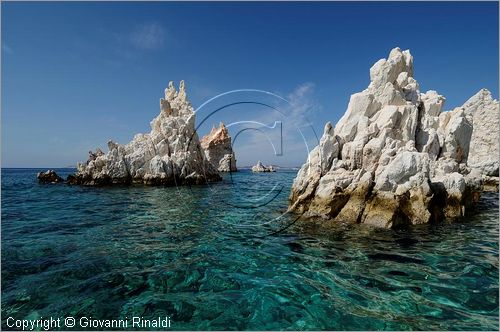 GRECIA - GREECE - Isole Cicladi - Polyeghos - costa sud