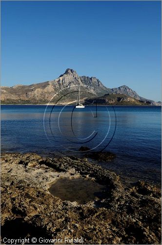 GRECIA - GREECE - Isola di Creta (Crete) - penisola di Gramvousa - Gramvousa Bay visto lall'isola di Imeri Gramvousa