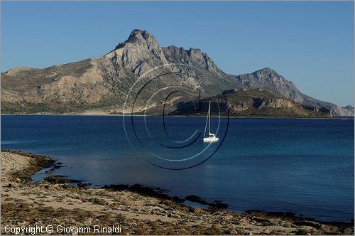 GRECIA - GREECE - Isola di Creta (Crete) - penisola di Gramvousa - Gramvousa Bay visto lall'isola di Imeri Gramvousa