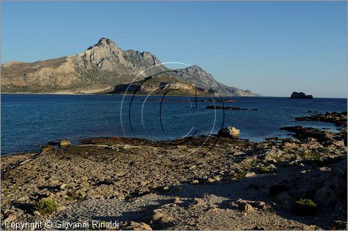 GRECIA - GREECE - Isola di Creta (Crete) - penisola di Gramvousa - Gramvousa Bay visto lall'isola di Imeri Gramvousa