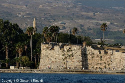 GRECIA - GREECE - Isole del Dodecaneso - Dodecanese Islands - Isola di Kos - Kos citt vista dal mare - mura del castello dei cavalieri