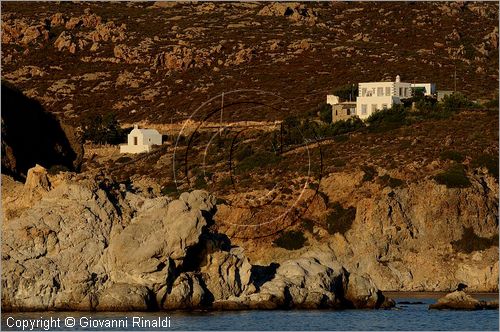 GRECIA - GREECE - Isole del Dodecaneso - Dodecanese Islands - Isola di Patmos - la costa presso Vaghia beach