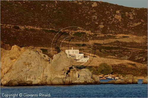 GRECIA - GREECE - Isole del Dodecaneso - Dodecanese Islands - Isola di Patmos - la costa presso Vaghia beach