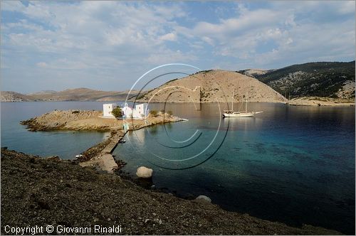 GRECIA - GREECE - Isole del Dodecaneso - Dodecanese Islands - Isola di Simi - Symi - Agios Emilianos nella baia di Skomisa