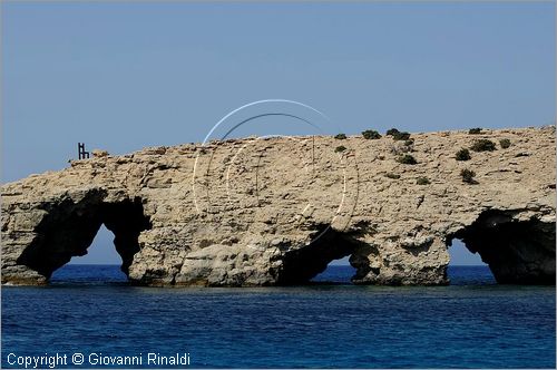 GRECIA - GREECE - Isola di Gavdos (Mar Libico a sud di Creta) - costa sud - Capo Tripiti (il posto pi a sud d'europa)