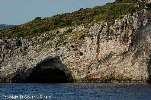 GRECIA - GREECE - Isole Ionie - Ionian Islans - Zacinto Zakynthos - costa nord presso le grotte