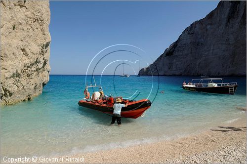 GRECIA - GREECE - Isole Ionie - Ionian Islans - Zacinto Zakynthos - costa occidentale - Spiaggia del relitto (Navagio Beach)