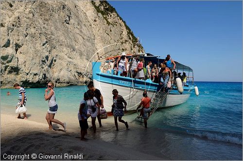 GRECIA - GREECE - Isole Ionie - Ionian Islans - Zacinto Zakynthos - costa occidentale - Spiaggia del relitto (Navagio Beach)