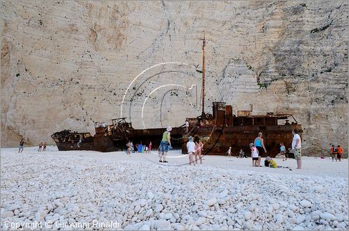 GRECIA - GREECE - Isole Ionie - Ionian Islans - Zacinto Zakynthos - costa occidentale - Spiaggia del relitto (Navagio Beach)