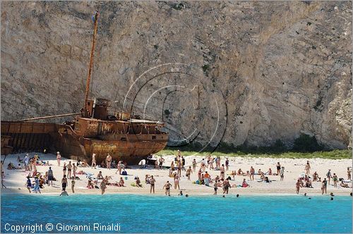 GRECIA - GREECE - Isole Ionie - Ionian Islans - Zacinto Zakynthos - costa occidentale - Spiaggia del relitto (Navagio Beach)