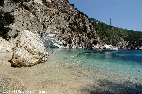 GRECIA - GREECE - Isole Ionie - Ionian Islans - Atokos - Cliff Bay