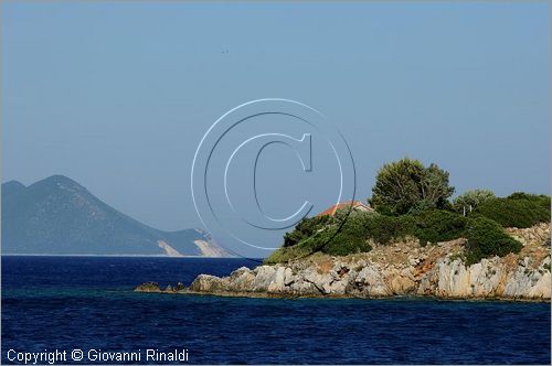 GRECIA - GREECE - Isole Ionie - Ionian Islans - Itaca - costa nord orientale - Golfo di Frikes - Ay Nikolaus - sullo sfondo l'isola di Atokos