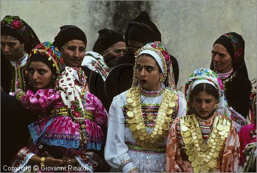 GREECE (Dodecanese) Karpathos Island - GRECIA (Dodecanneso) Isola di Scarpanto - Olimbos - antico paese arroccato sul crinale ed isolato a nord dell'isola - una festa religiosa tradizionale