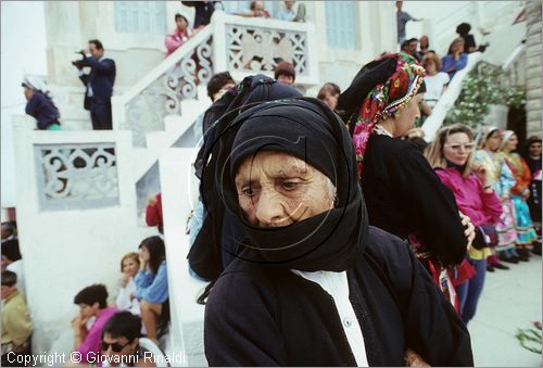 GREECE (Dodecanese) Karpathos Island - GRECIA (Dodecanneso) Isola di Scarpanto - Olimbos - antico paese arroccato sul crinale ed isolato a nord dell'isola - una festa religiosa tradizionale