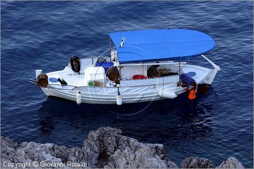 GRECIA - GREECE - Ionio Meridionale - Isola di Kithera (Kithira Citera) - costa sud - Kapsali