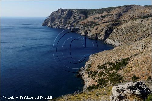 GRECIA - GREECE - Ionio Meridionale - Isola di Kithera (Kithira Citera) - costa ovest - Fanokopio Bay presso Mylopotamos