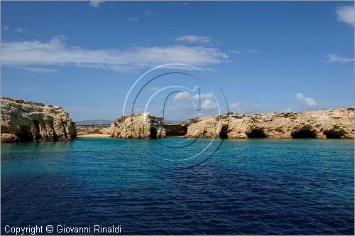 GRECIA - GREECE - Piccole Cicladi  - Minor Cyclades - Koufonisia (Koufonisi) - Isoletta di Ghlaronisi di fronte alla costa est di Kato Koufonisia