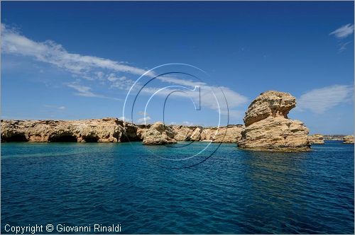 GRECIA - GREECE - Piccole Cicladi  - Minor Cyclades - Koufonisia (Koufonisi) - Isoletta di Ghlaronisi di fronte alla costa est di Kato Koufonisia