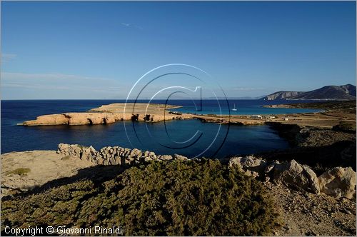 GRECIA - GREECE - Piccole Cicladi  - Minor Cyclades - Koufonisia - Pato Koufonisia (Koufonisi) - costa est - penisola tra Ksylobatis Bay e Pori Bay