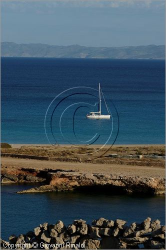 GRECIA - GREECE - Piccole Cicladi  - Minor Cyclades - Koufonisia - Pato Koufonisia (Koufonisi) - costa est - Pori Bay