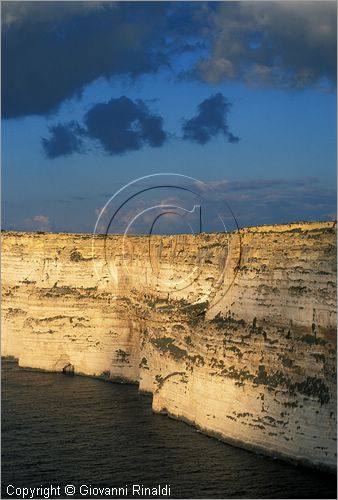 MALTA - GOZO ISLAND - le scogliere di Ta' Cenc sulla costa meridionale