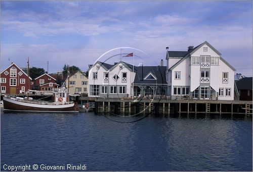 NORWAY - NORVEGIA - ISOLE LOFOTEN - Henningsvaer - Bryggehotel