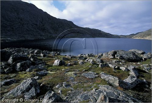 NORWAY - NORVEGIA - Isola di Mageroya - laghetto presso Gyesvaer