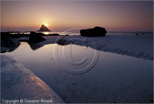 NORVEGIA - ISOLE VESTERALEN (Norway - Vesteralen) - Isola di Andoya - Bleik - la costa a sud del paese