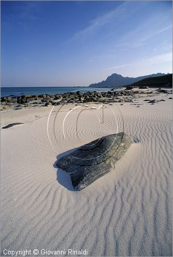 NORVEGIA - ISOLE VESTERALEN (Norway - Vesteralen) - Isola di Andoya - Bleik - la costa a sud del paese