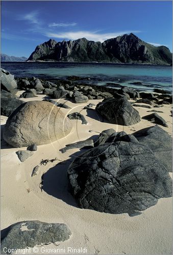 NORVEGIA - ISOLE VESTERALEN (Norway - Vesteralen) - Isola di Langoya - la costa occidentale - Hovden