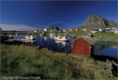 NORVEGIA - ISOLE VESTERALEN (Norway - Vesteralen) - Isola di Langoya - Nyke - borgo di pescatori sulla costa occidentale